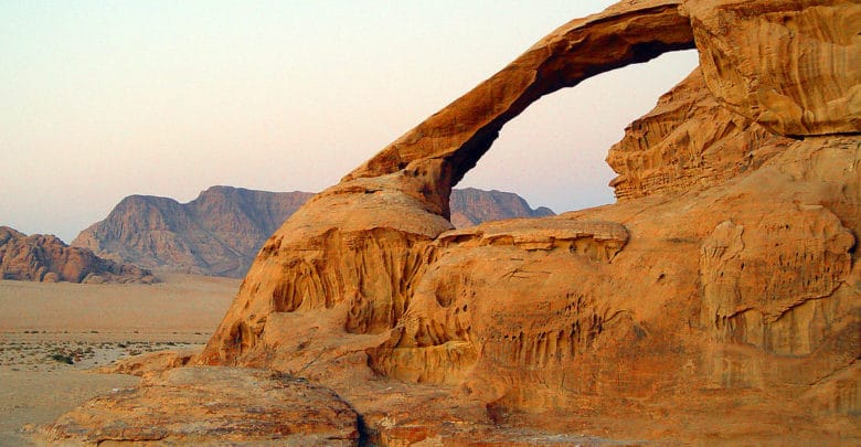 أنواع مختلفة من التجوية في الصخور